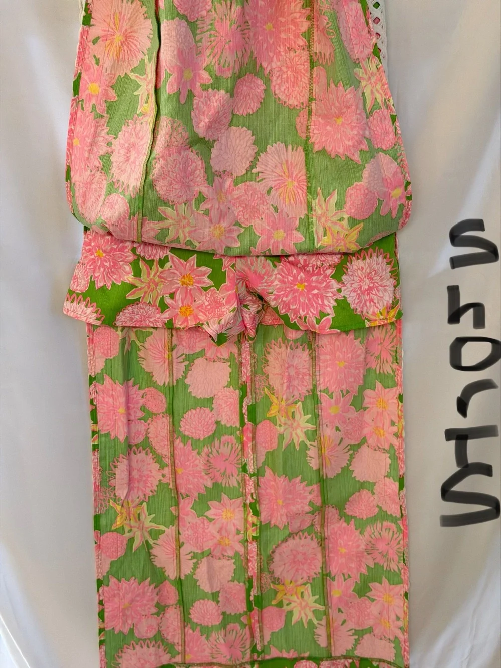 Lilly Pulitzer Pink Floral Shorts with Long Train Green Base and White Lace Trim